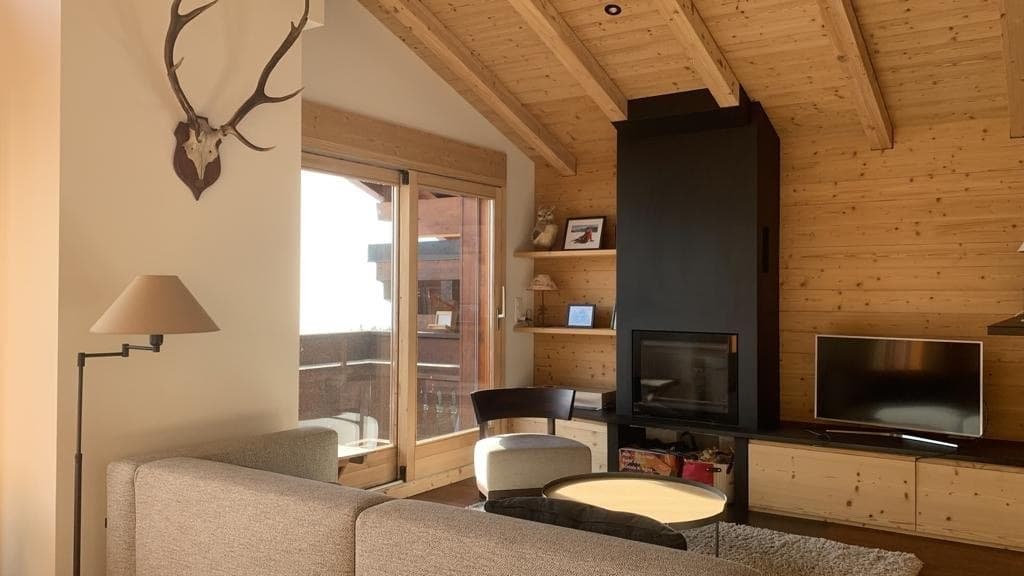 2022 — Crans-Montana — Foyer rénové